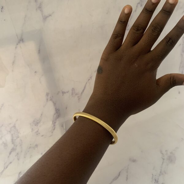 SLIM AMARA BANGLE