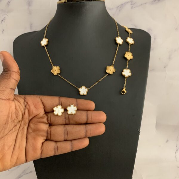 STAINLESS STEEL VANCLEF WHITEGOLD SET