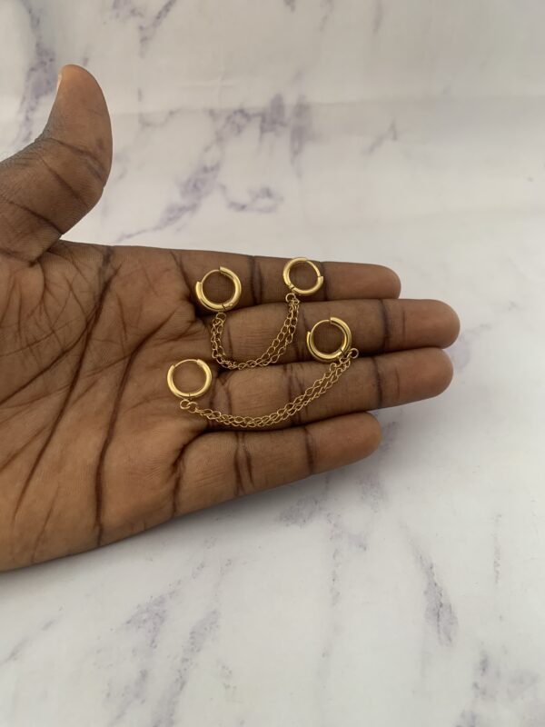 CHAIN HOOP EARRING