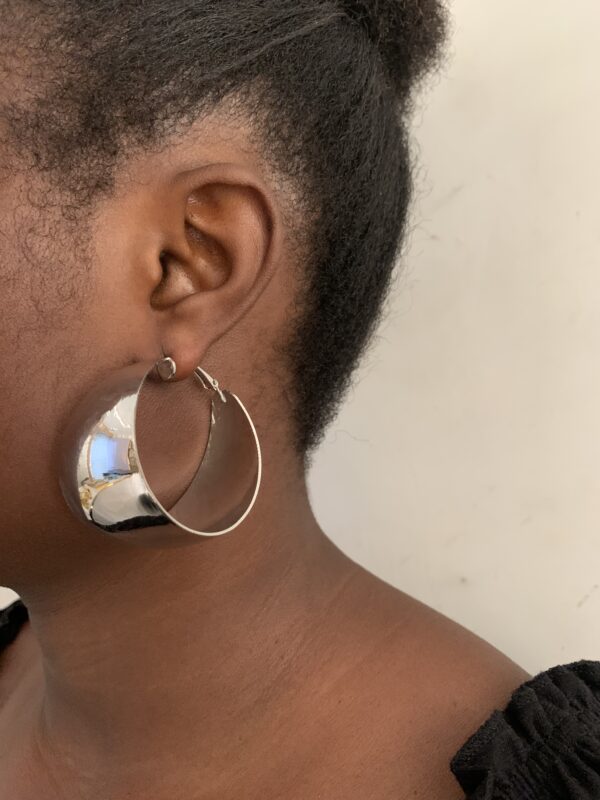 BIGGIE SILVER EARRINGS - Image 2