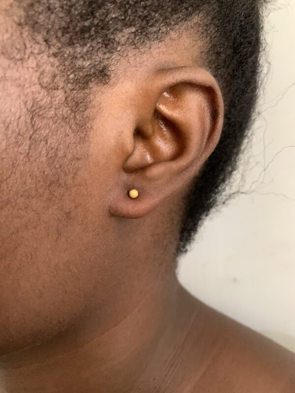 2MM GOLD REPLICA STUD EARRING - Image 2