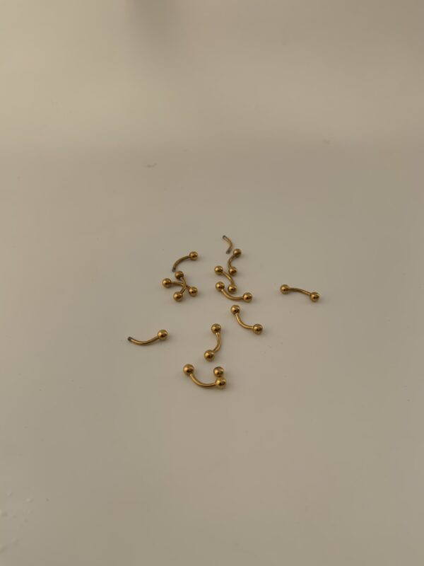BODY PIERCING 03