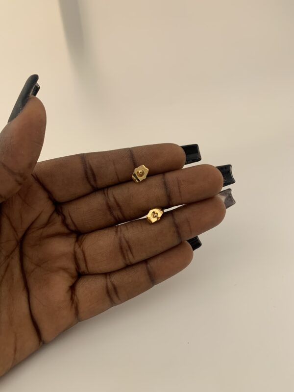 2MM GOLD REPLICA STUD EARRING