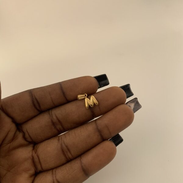 INITIAL M PENDANT