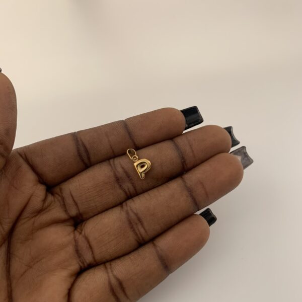 INITIAL P PENDANT
