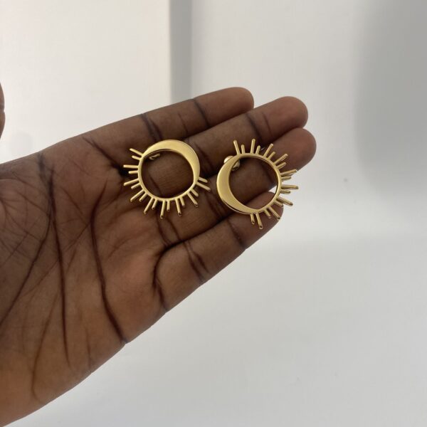 NNENA GOLD EARRING