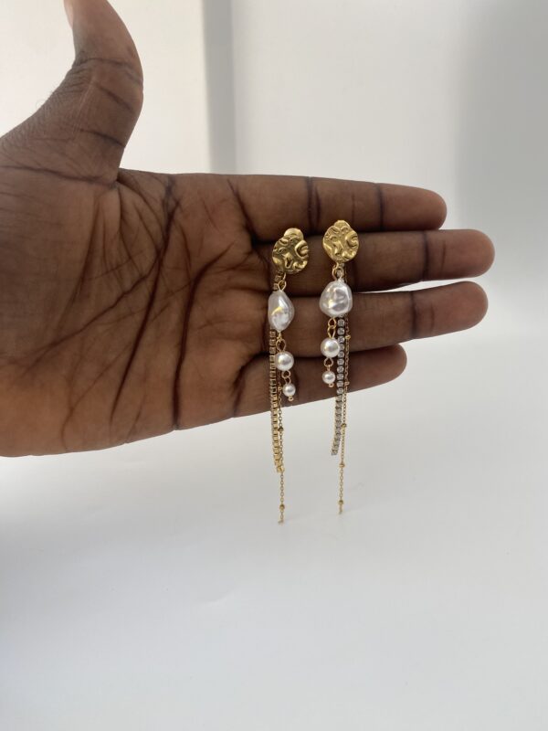 OYINYE EARRING