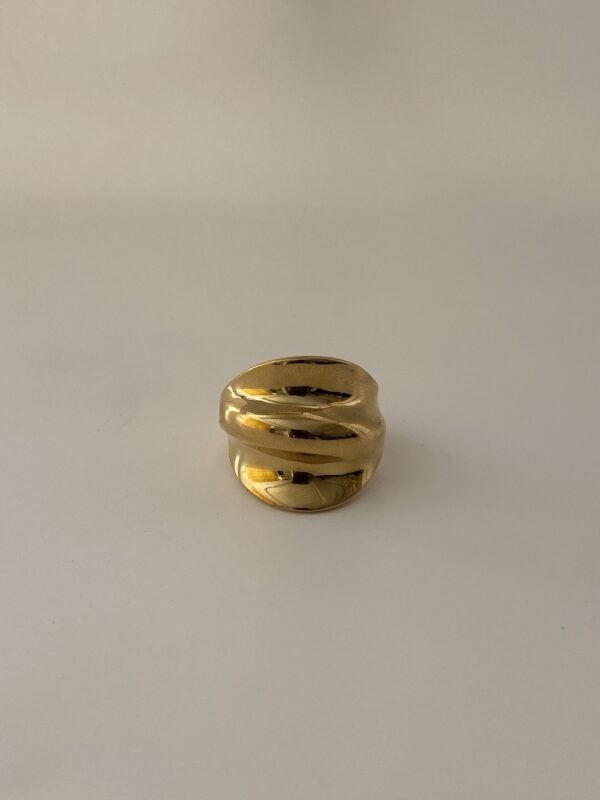 BOSS GOLD RING 8