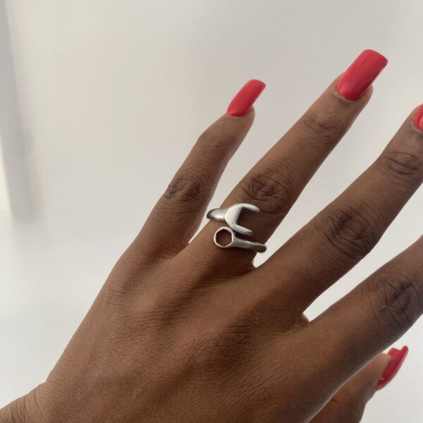 MATTE SILVER RING 10