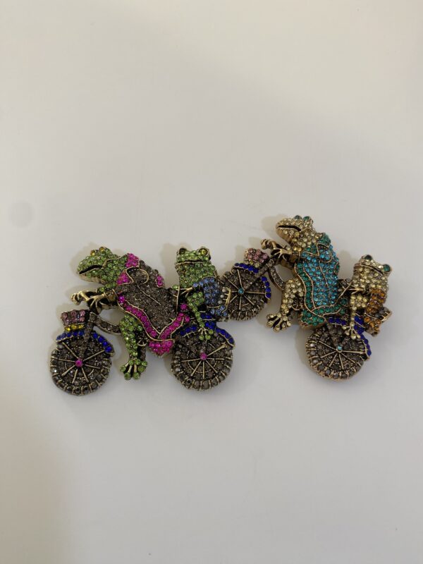 TOAD BROOCH GREEN - Image 2