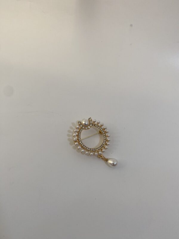 HOLO PEARL BROOCH - Image 2
