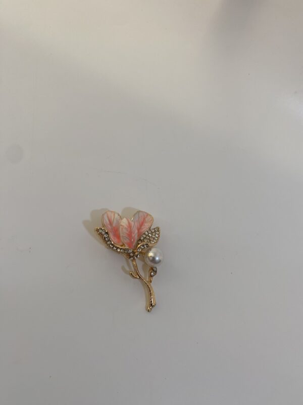 PEACH WHITE BROOCH - Image 2
