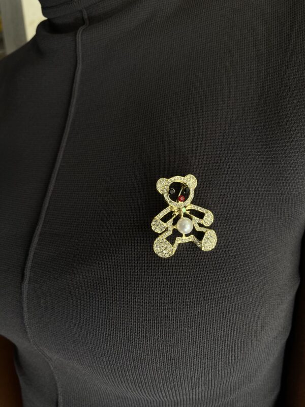 TEDDY BROOCH
