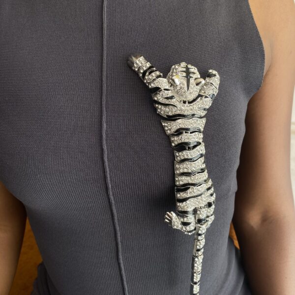 TIGER GAINT SILVER BROOCH