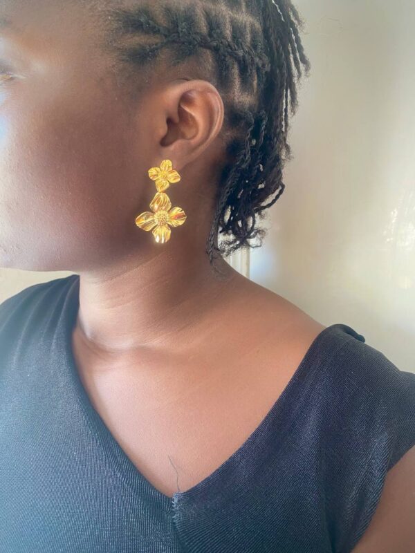 2PETAL DROP EARRING - Image 2