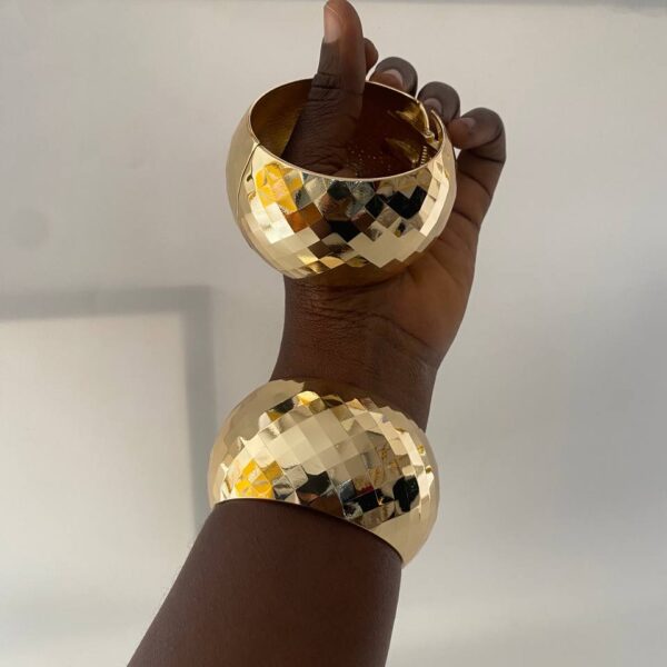 BIG CHUNKY DAZZLE BANGLE