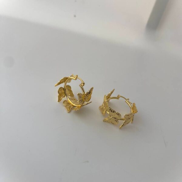 BUTTERFLY HOOP EARRING