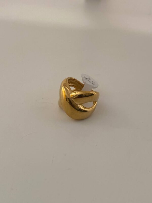 CHUNKY CROSS RING SIZE 7 - Image 2
