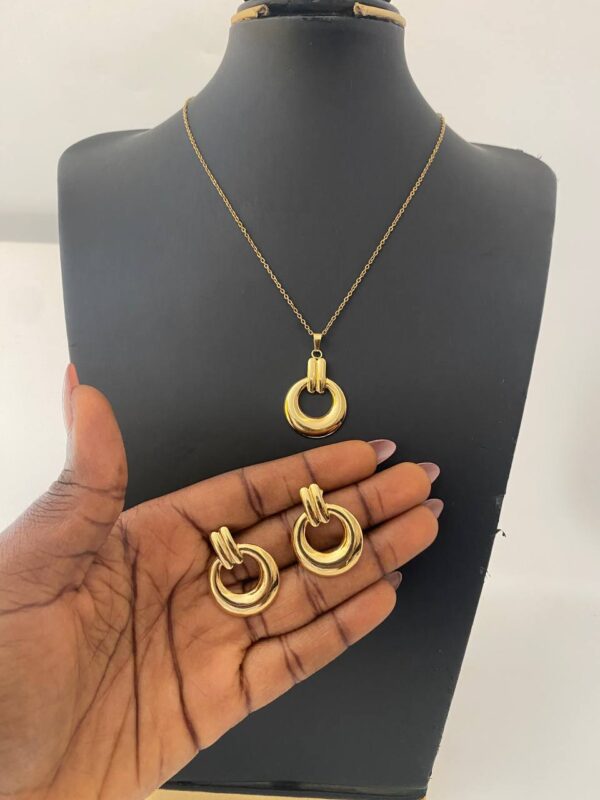 EXQUISITE SET