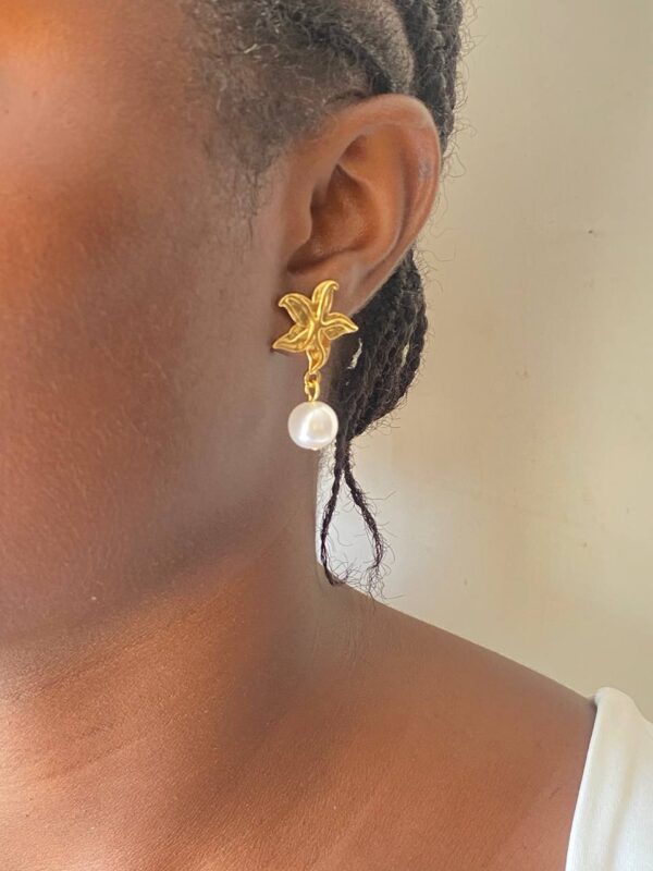 MAR STUD EARRING - Image 2