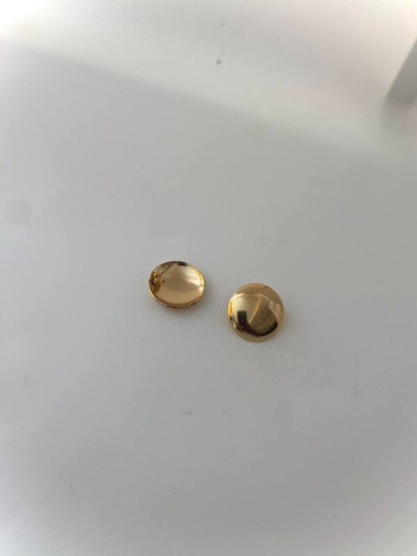 ROUND STUD
