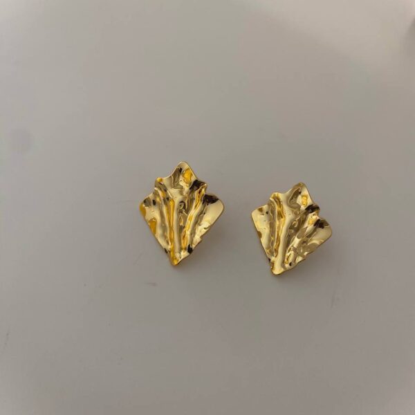 TEXTURED PLAT EARRING