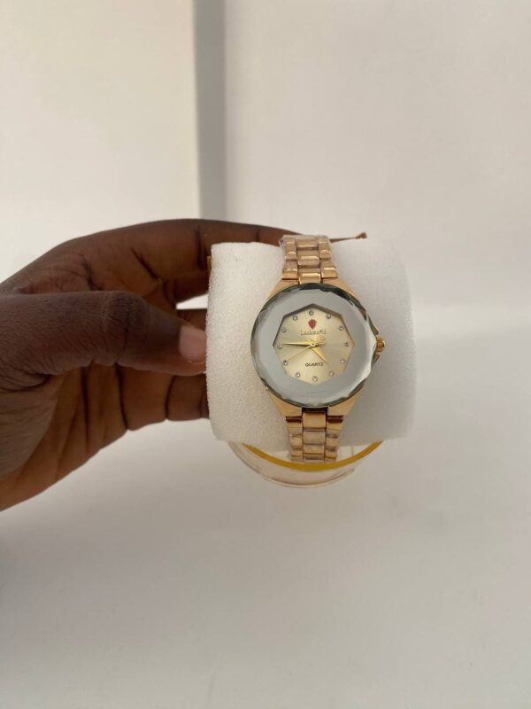 WATCH 103
