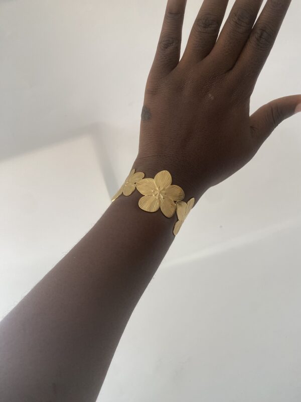 PETAL 3 CUFF BANGLE