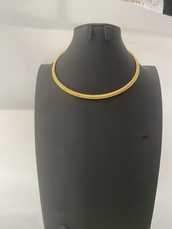 SLIM AMARA NECKLACE