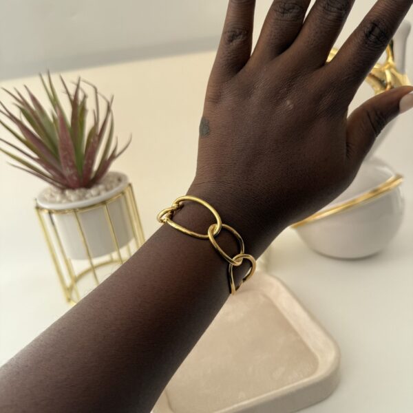AMI LINK BANGLE