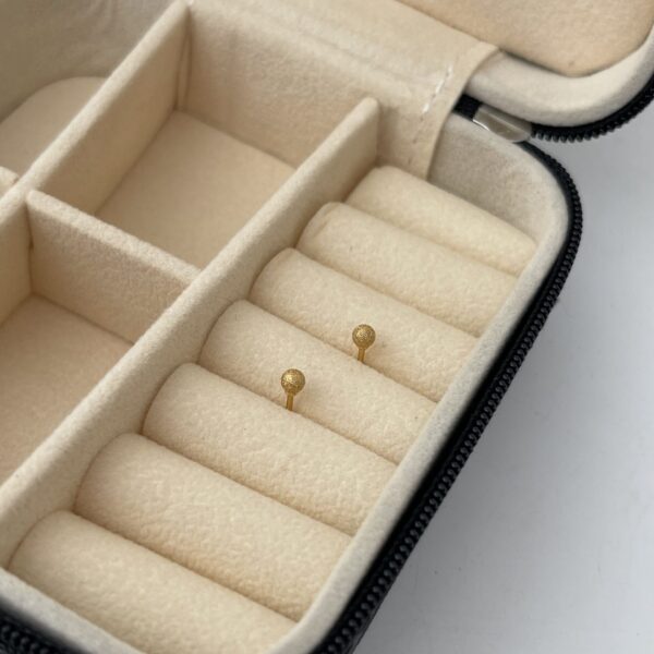 2MM GOLD REPLICA STUD