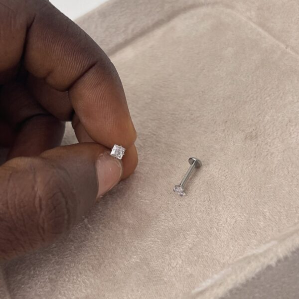 FLAT BACK EARRINGS 03