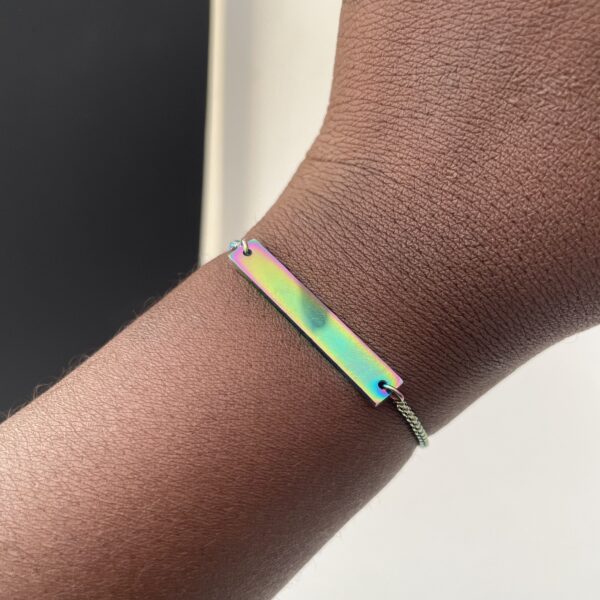 ENGRAVE DRAWSTRING RAINBOW BRACELET