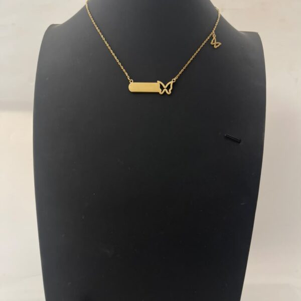 ENGRAVE BUTTERFLY SIDE NECKLACE